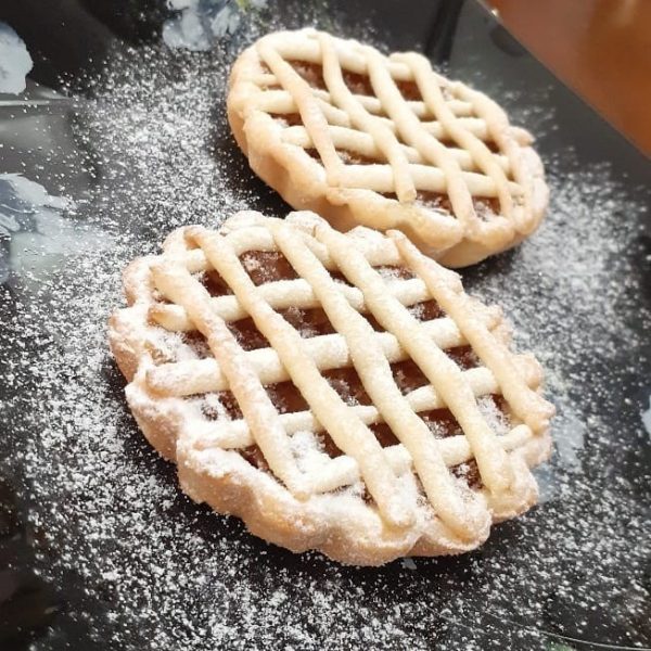 Elmalı Kurabiye Tart —