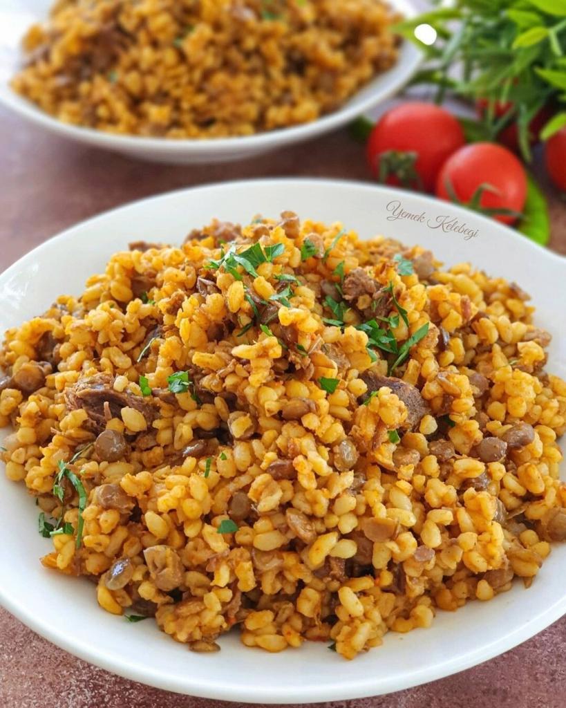Etli Muceddere Pilavı 2 Etli Muceddere Pilavı