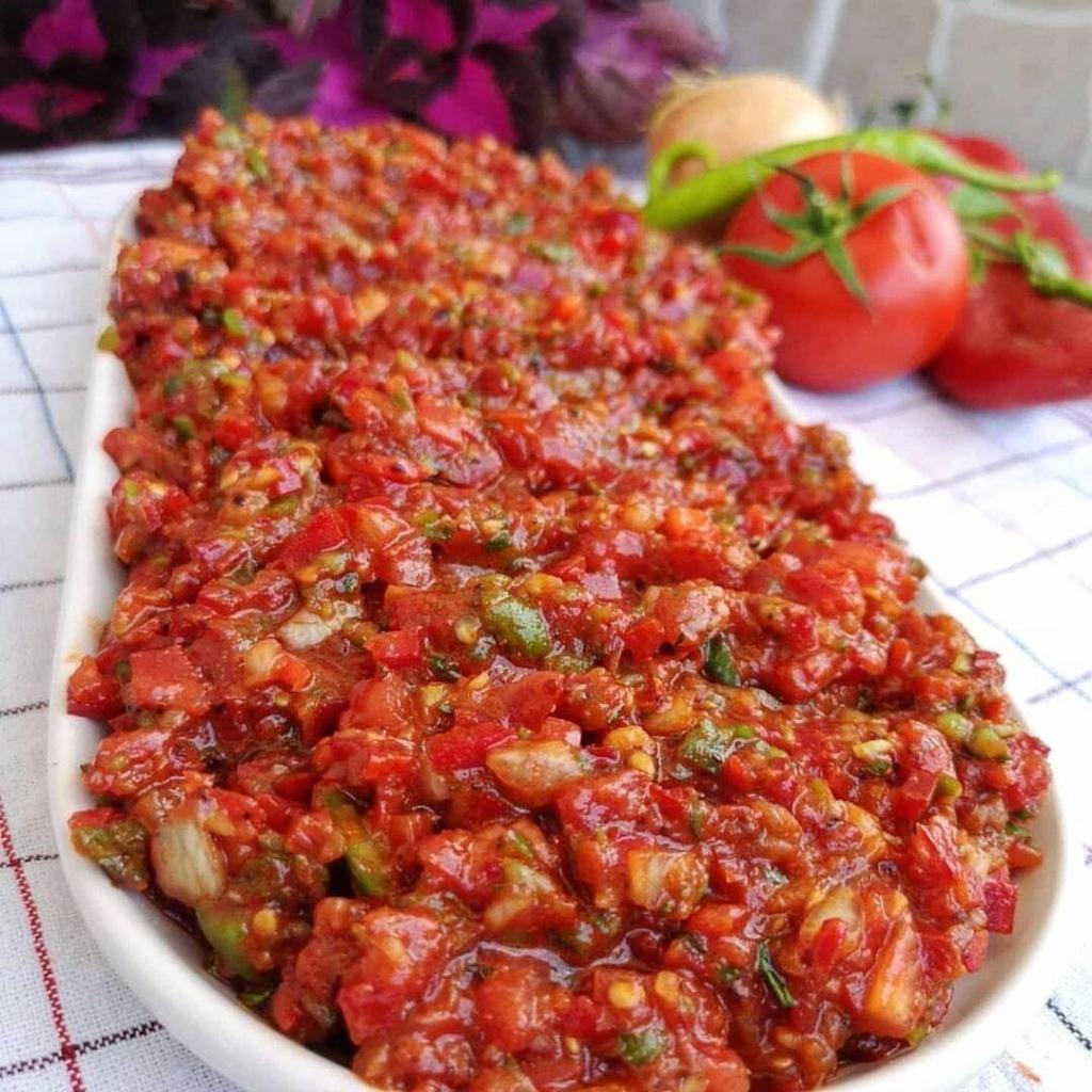 Acılı Ezme Nasıl Yapılır 2 Acılı Ezme Nasıl Yapılır